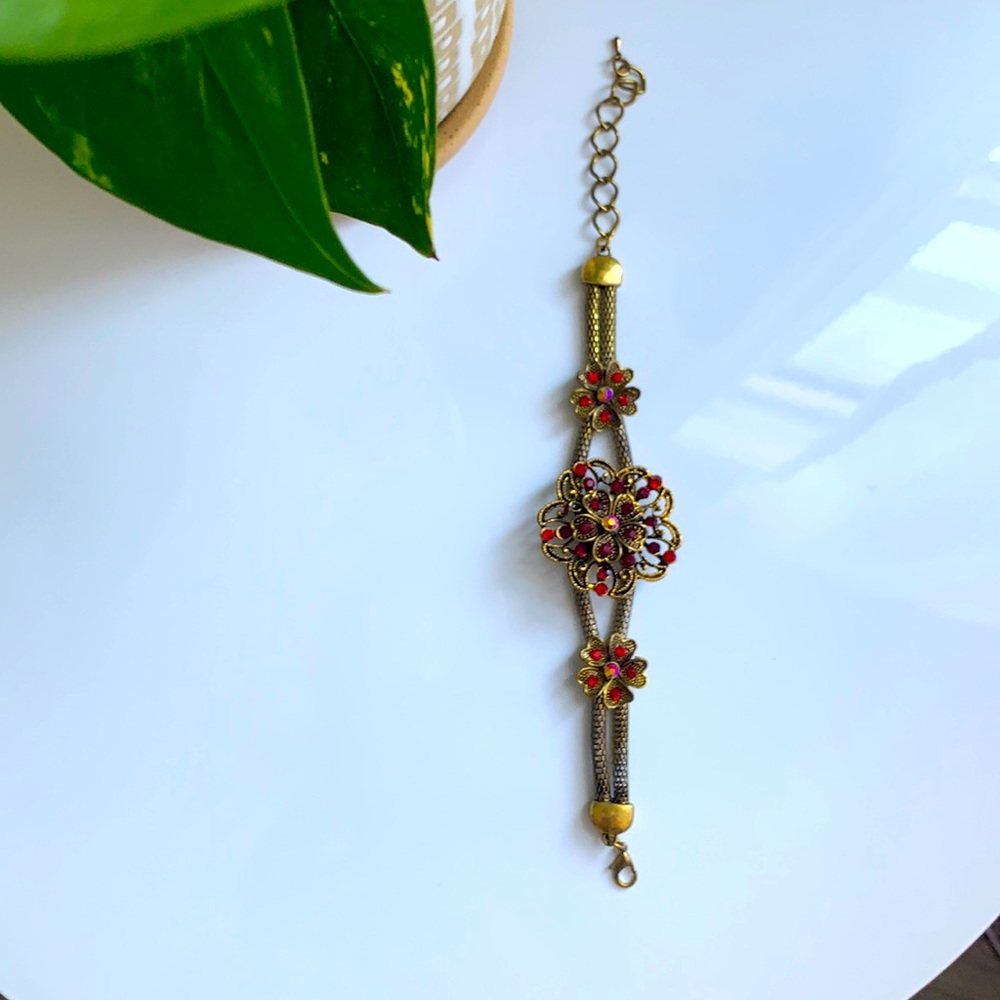Flower bracelet